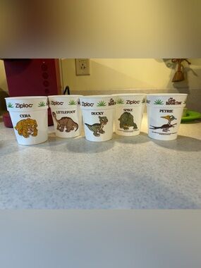 Vintage 1988 The Land Before Time Collectible Cups